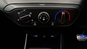 Hyundai BAYON T-GDI SE CONNECT DCT