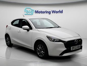 Mazda 2 CENTRE-LINE
