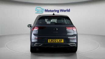 Volkswagen Golf STYLE ETSI DSG