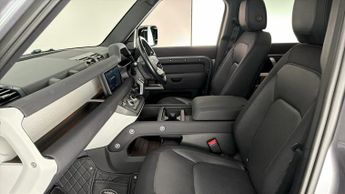 Land Rover Defender 110 X-DYNAMIC SE