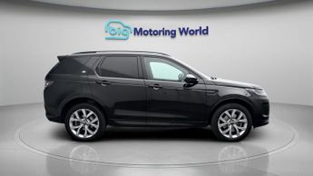 Land Rover Discovery Sport R-DYNAMIC SE