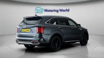 Kia Sorento 4