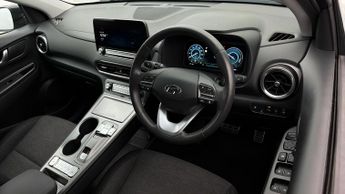 Hyundai KONA PREMIUM