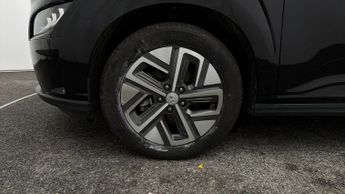 Hyundai KONA PREMIUM