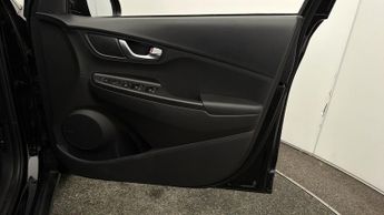 Hyundai KONA PREMIUM