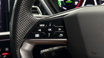 Audi Q4 e-tron S LINE