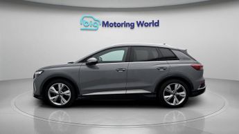 Audi Q4 e-tron S LINE