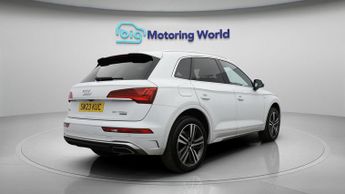 Audi Q5 TFSI E S LINE QUATTRO