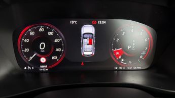 Volvo XC40 T3 R-DESIGN
