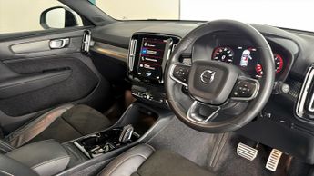Volvo XC40 T3 R-DESIGN