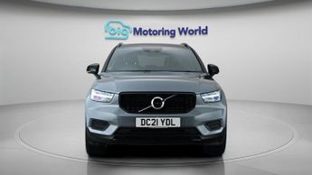 Volvo XC40 T3 R-DESIGN