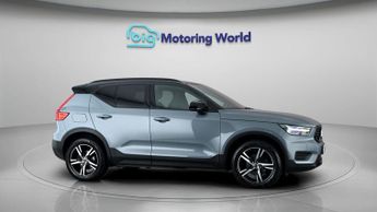 Volvo XC40 T3 R-DESIGN