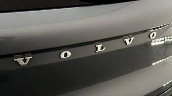 Volvo XC40 T3 R-DESIGN