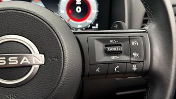 Nissan Qashqai DIG-T N-CONNECTA DCT