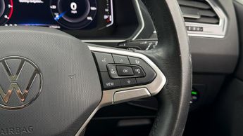 Volkswagen Tiguan ELEGANCE TSI DSG