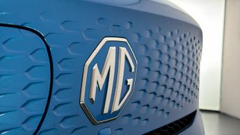 MG MG ZS TROPHY CONNECT