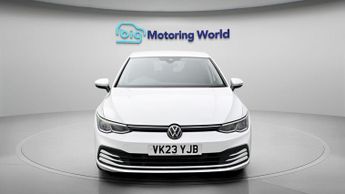 Volkswagen Golf LIFE ETSI DSG