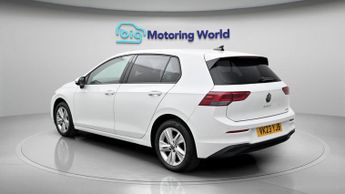 Volkswagen Golf LIFE ETSI DSG