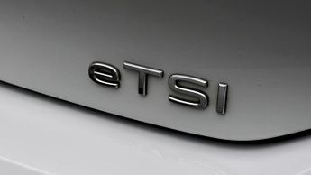 Volkswagen Golf LIFE ETSI DSG