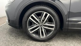 Volkswagen Tiguan ELEGANCE TSI DSG