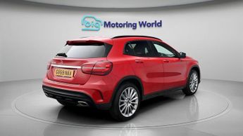 Mercedes-Benz GLA GLA 200 AMG LINE EDITION PLUS