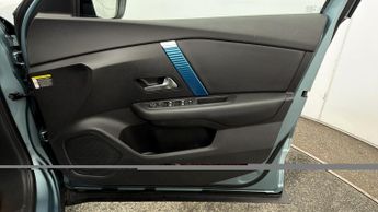 Citroen e-C4 SHINE PLUS