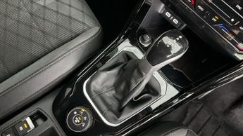Volkswagen T-Roc R-LINE TDI 4MOTION DSG