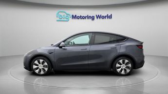 Tesla Model Y BASE