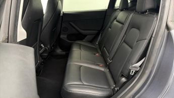 Tesla Model Y BASE