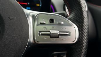 Mercedes-Benz EQB EQB 300 4MATIC AMG LINE PREMIUM