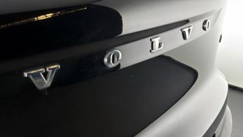 Volvo XC40 T3 R-DESIGN