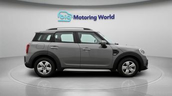 MINI Countryman COOPER CLASSIC