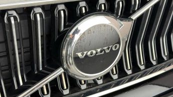 Volvo XC40 RECHARGE T4 CORE