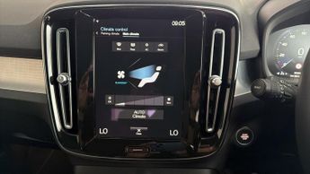 Volvo XC40 RECHARGE T4 CORE