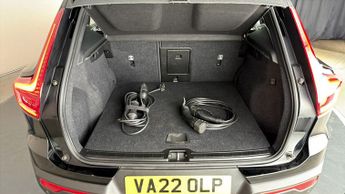 Volvo XC40 RECHARGE T4 CORE