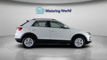 Volkswagen T-Roc LIFE TSI DSG