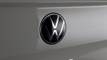 Volkswagen T-Roc LIFE TSI DSG