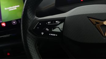 CUPRA Born V1