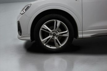 Audi Q3 TDI S LINE