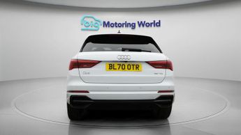 Audi Q3 TDI S LINE