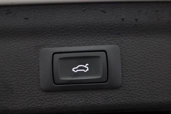 Audi Q3 TDI S LINE