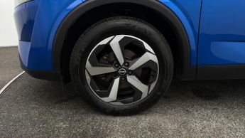 Nissan Qashqai DIG-T N-CONNECTA DCT