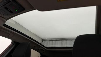 Nissan Qashqai DIG-T N-CONNECTA DCT