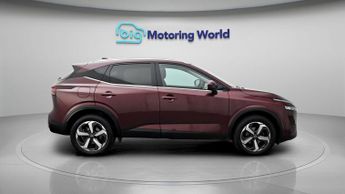 Nissan Qashqai DIG-T N-CONNECTA DCT