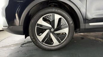 MG ZS TROPHY