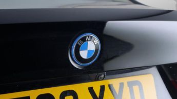 BMW 3 Series 330E SE PRO