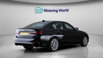 BMW 3 Series 330E SE PRO
