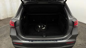 Mercedes-Benz GLA GLA 250 E AMG LINE