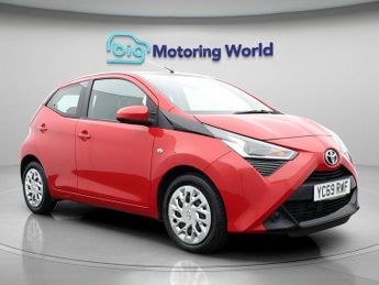 Toyota AYGO VVT-I X-PLAY