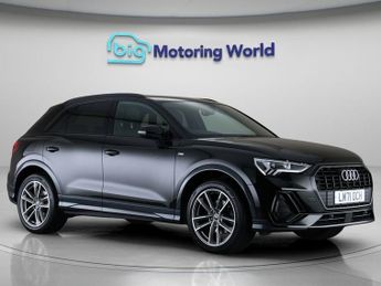 Audi Q3 TFSI S LINE BLACK EDITION